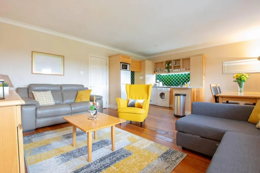 310 - The Carrowbeg At The Harbour Mills By Shortstays Westport