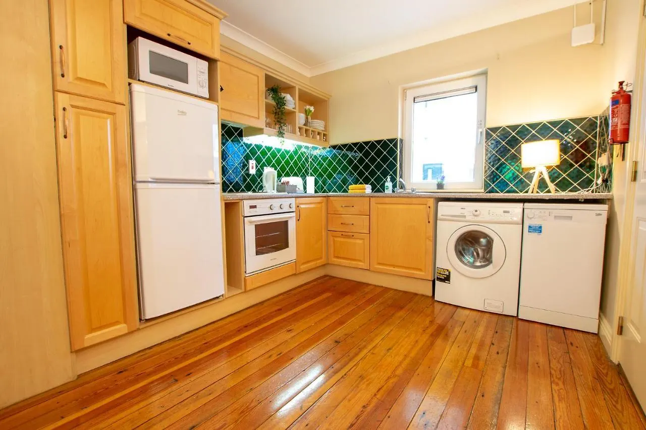 310 - The Carrowbeg At The Harbour Mills By Shortstays location